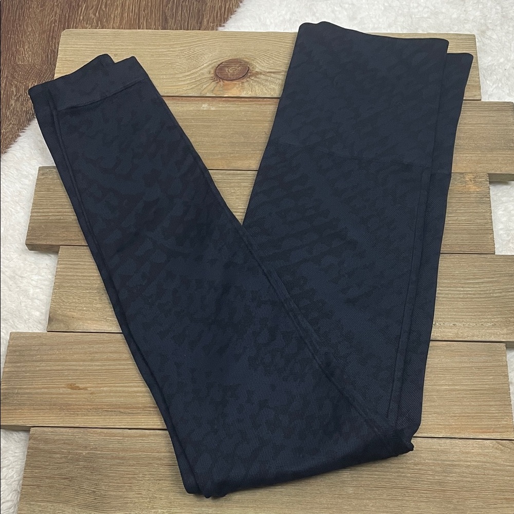 SPANX Look at Me Now Seamless Leggings Blue Black Geometric